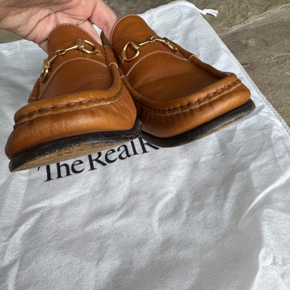 Gucci Saddle Leather Loafers with Gold Hardware-beautiful! - Picture 11 of 12